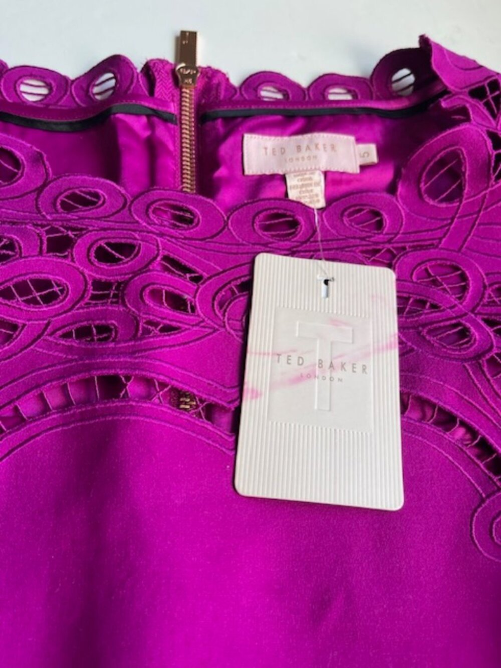 Ted Baker London designer midi dress. - Picture 4 of 4